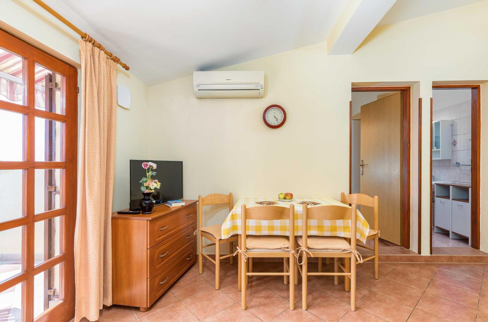 Villa Nada In Fazana - Near The Beach Ngoại thất bức ảnh